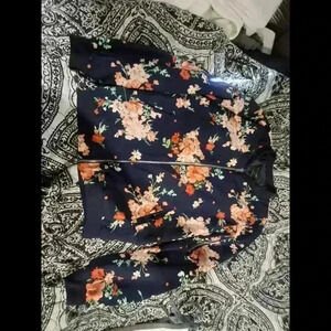 Navy  Coloful Floral Silky Lined Bomber Jacket Size Woman’s M Love Tree(Zara)